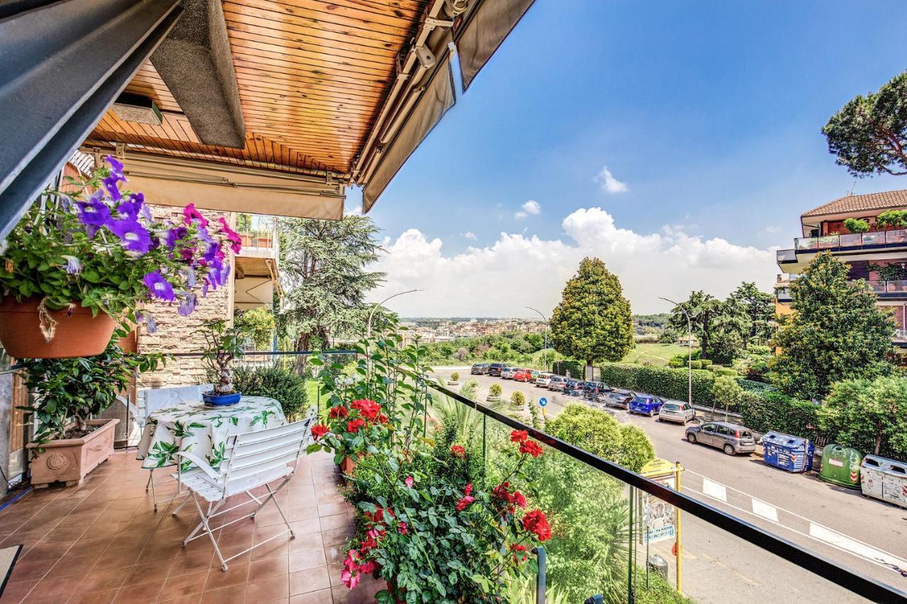 Terrazza Piccolomini: Elegant Apartment Stunning View Over Rome/St Peter'S Dome Roma Exterior foto