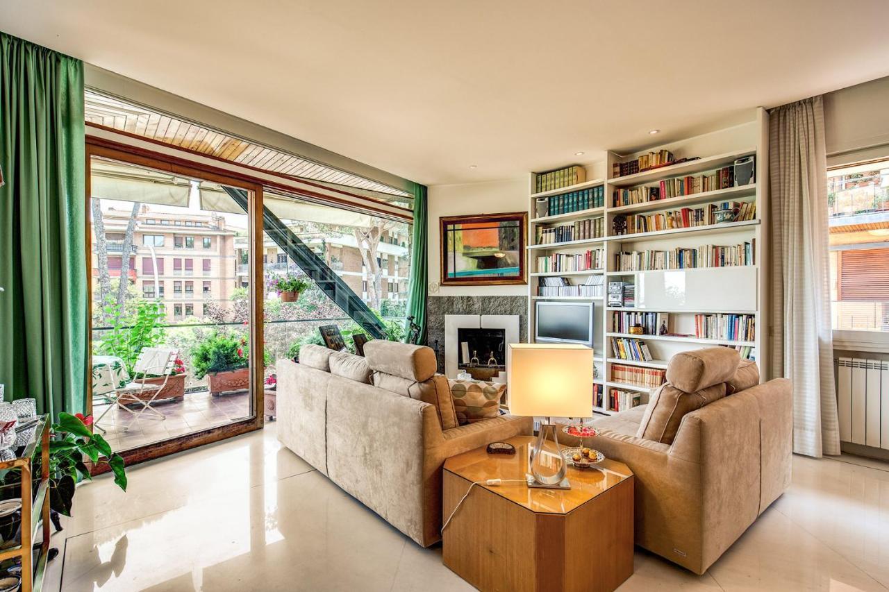 Terrazza Piccolomini: Elegant Apartment Stunning View Over Rome/St Peter'S Dome Roma Exterior foto