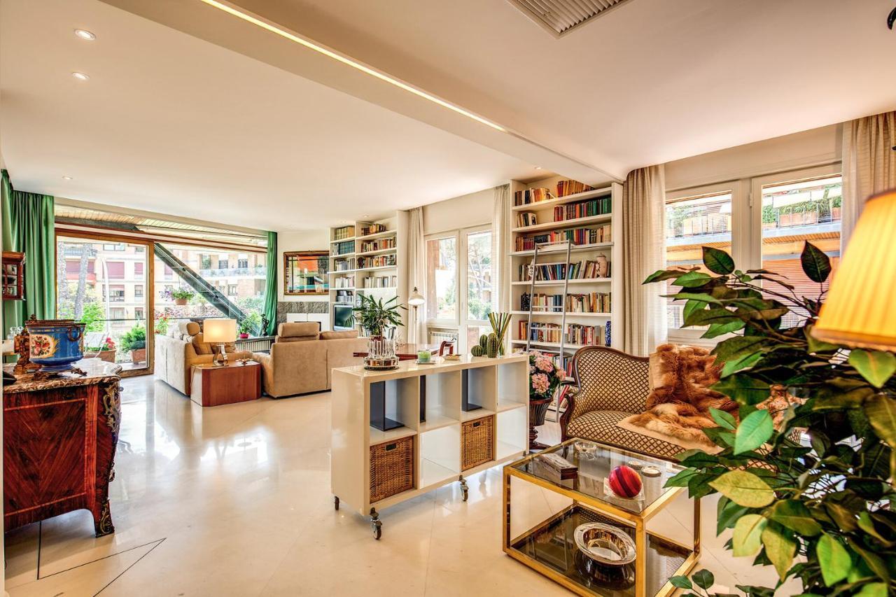 Terrazza Piccolomini: Elegant Apartment Stunning View Over Rome/St Peter'S Dome Roma Exterior foto