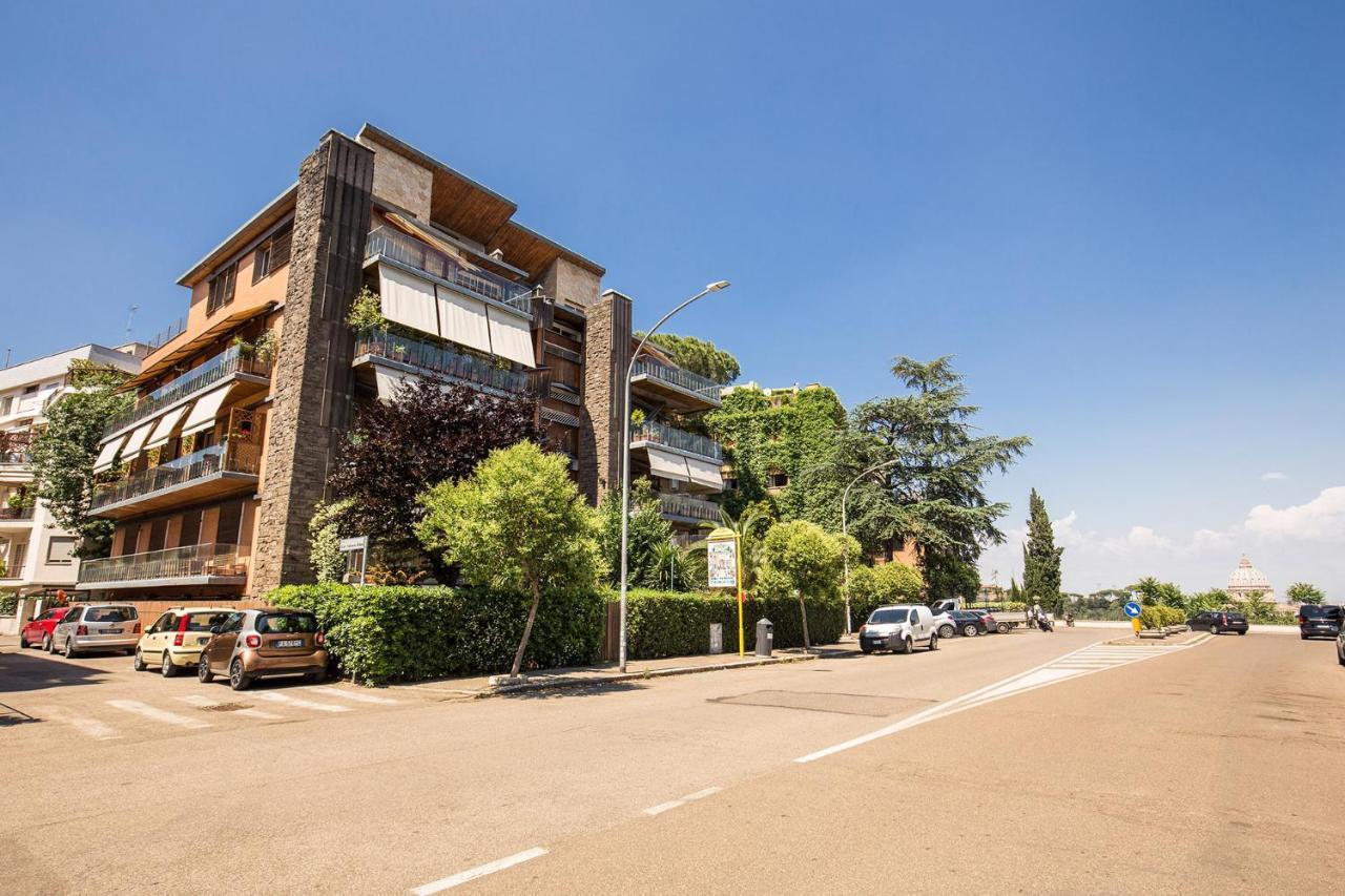 Terrazza Piccolomini: Elegant Apartment Stunning View Over Rome/St Peter'S Dome Roma Exterior foto