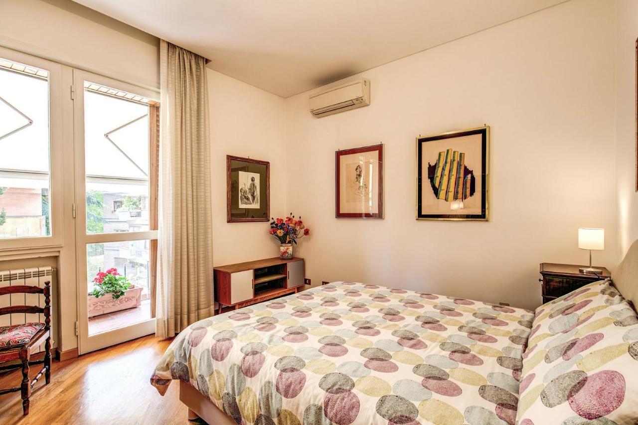 Terrazza Piccolomini: Elegant Apartment Stunning View Over Rome/St Peter'S Dome Roma Exterior foto